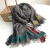 Accessoires – Écharpes et foulards
