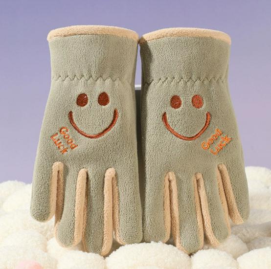 

Windproof & Insulated Winter Gloves for Kids (6-12 Years) - Warm Cycling Gloves for Boys & Girls