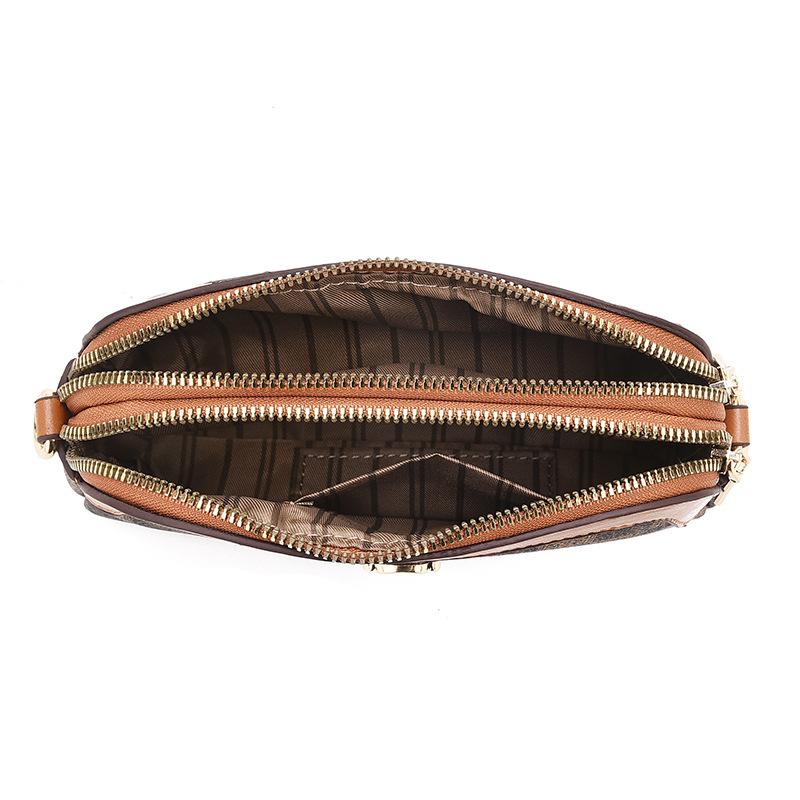 Women's Bag 2025 New Korean Version of Versatile Shoulder Messenger Bag High-end Sense Hand Carry Mini Small Square Bag Fashion Bag Women