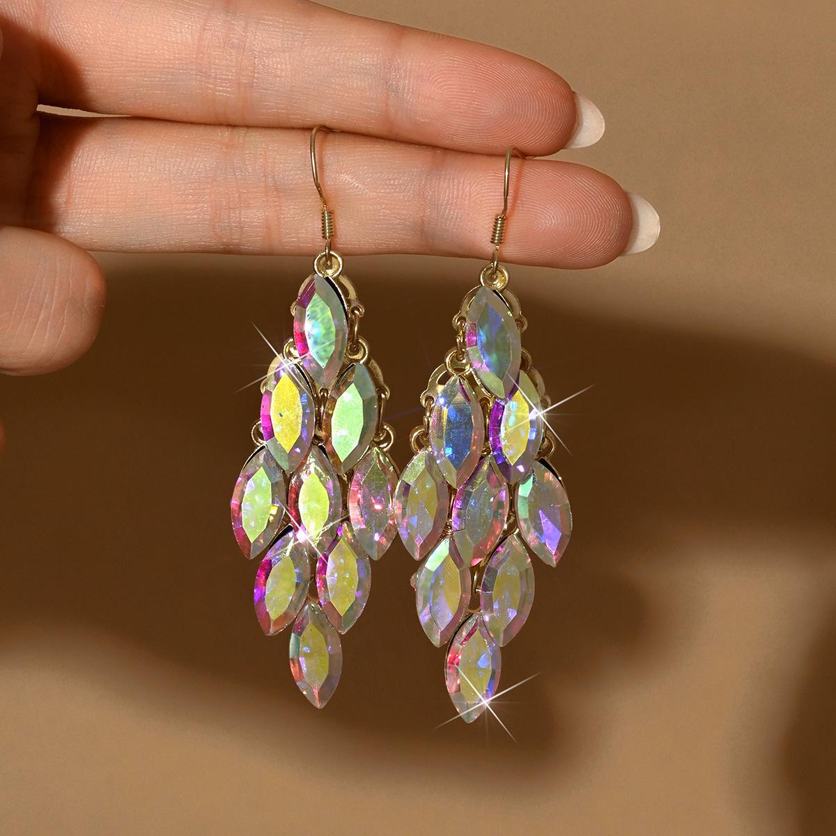 

Diamond Leaf Fringed Ear Hook Heavy Industry Exaggerated Personality Earrings Light Luxury Premium Earrings Women