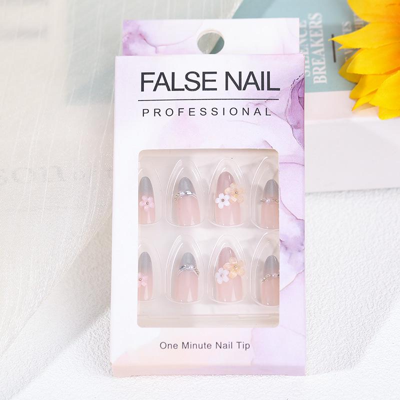 2026 Student Cute Puppy Detachable Handmade Short White Nail Tips