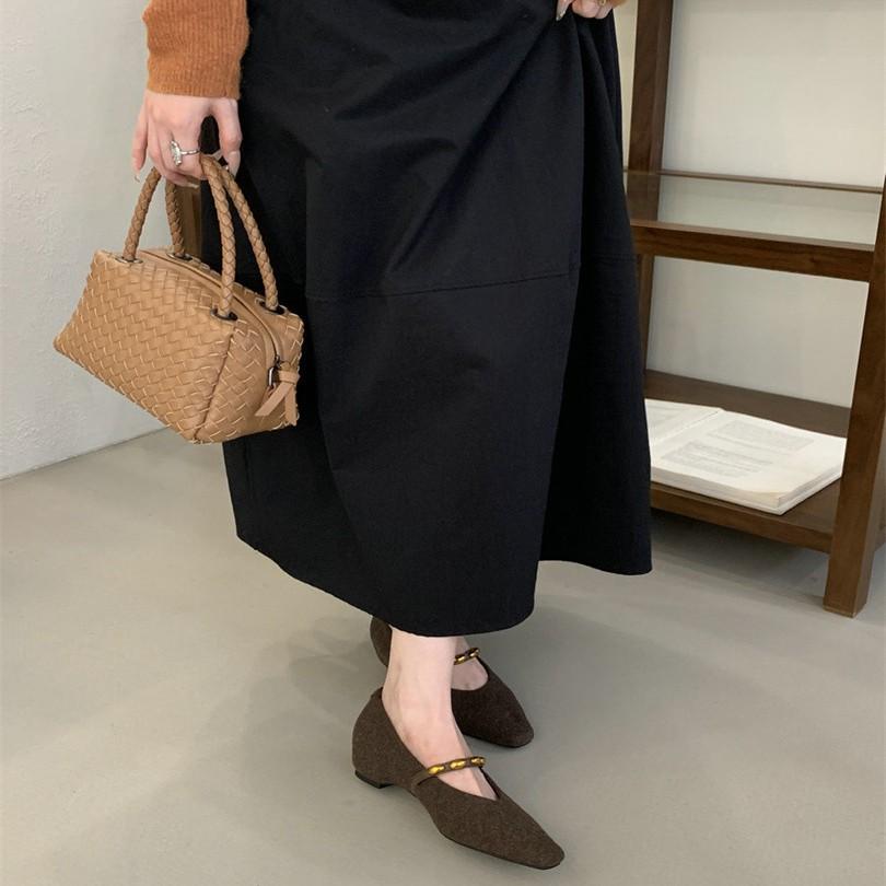 French new suede low heel Mary Jane light mouth small gold bar with skirt retro spring and autumn casual commuting versatile women's single