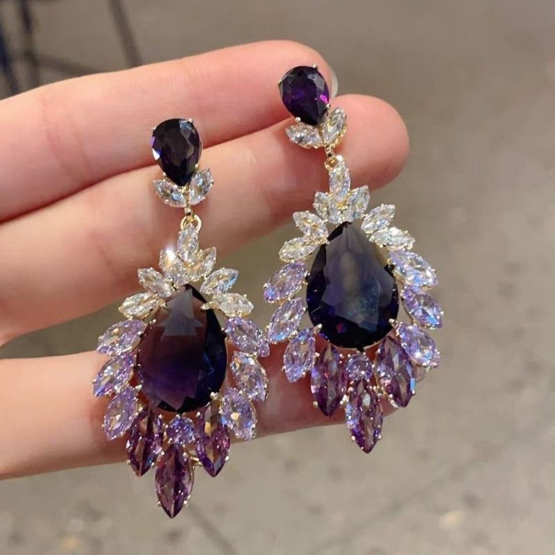 Female Retro Super Sparkling Tassel Earrings