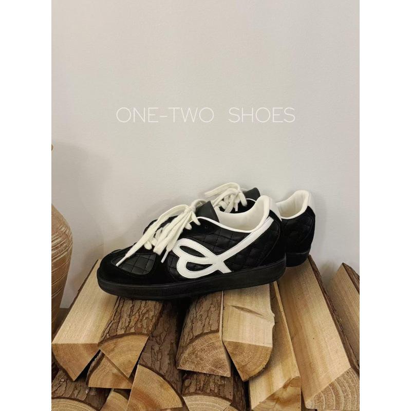 Leather heightening women's new lace-up small light casual sneakers women