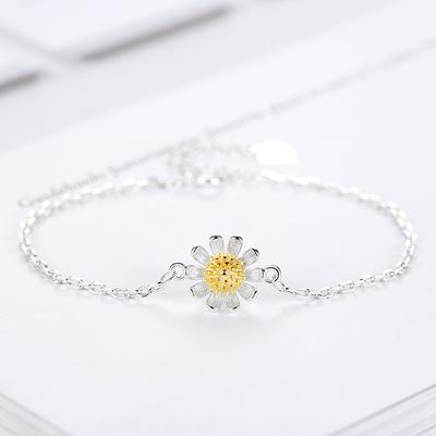 Classic Fresh Women's Simple Sunflower Little Daisy Chrysanthemum SUNFLOWER Bracelet Female Hand Jewelry