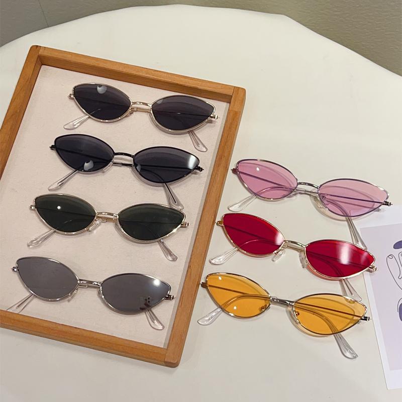 Vintage Cat Eye Sunglasses Women  New Fashion Decorative Casual Shades Retro Trendy Luxury Brand Design Sun Glasses