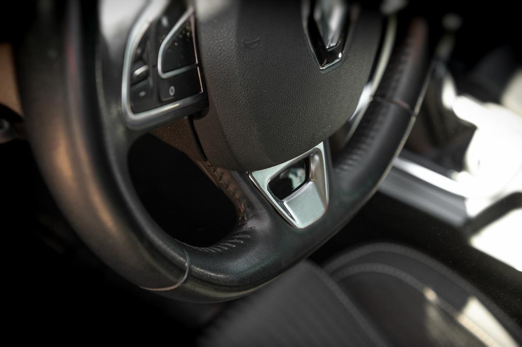 

steering wheel cover (stainless steel) for Renault Megane IV 2016-2025