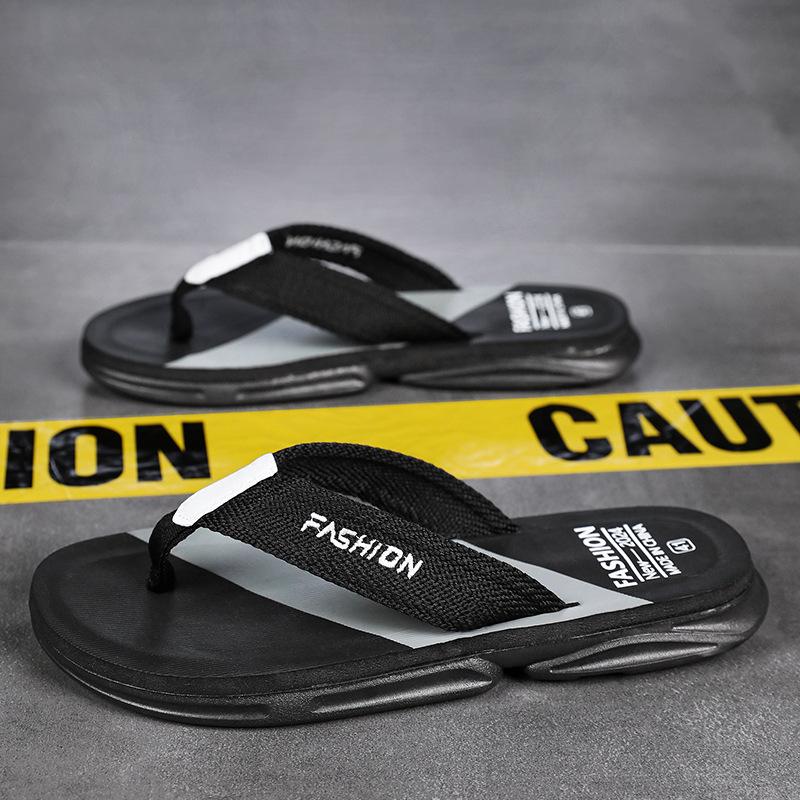 Summer new men's shoes trendy soft-soled flip-flops teenagers outdoor non-slip and deodorant casual sandals tide sandals