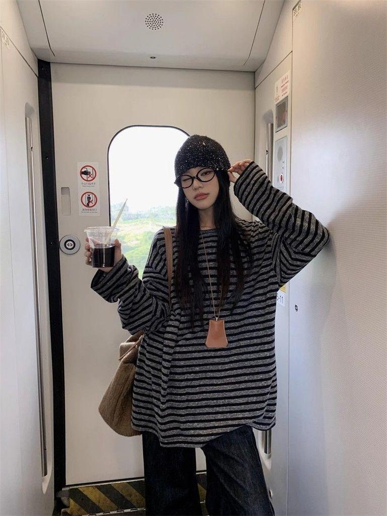 Korean Loose-Fit Color Block Stripe Long Sleeve Women's T-Shirt - Early Autumn 2025