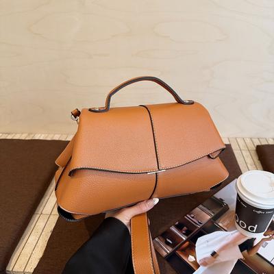 Large Capacity Women's Small Square Bag New Niche Design for Work and Commuting, High-end Single Shoulder Crossbody Bag
