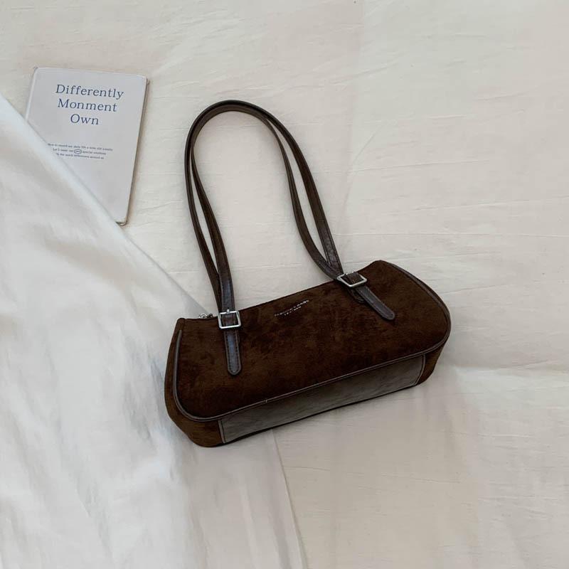 

Casual retro portable pillow bag women s autumn new commuter armpit bag high value simple shoulder bag
