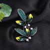 Exquisite retro green elegant classical brooch women's ethnic style coat cardigan corsage temperament versatile pin accessories