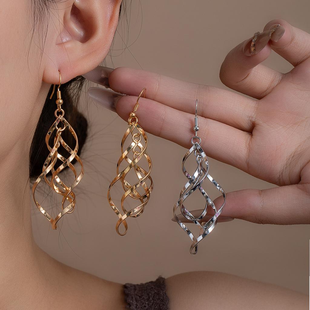Temperament Personality Geometric Rhombus Hollow Earrings Three-Layer Surround Design Stylish And Simple Niche Earrings