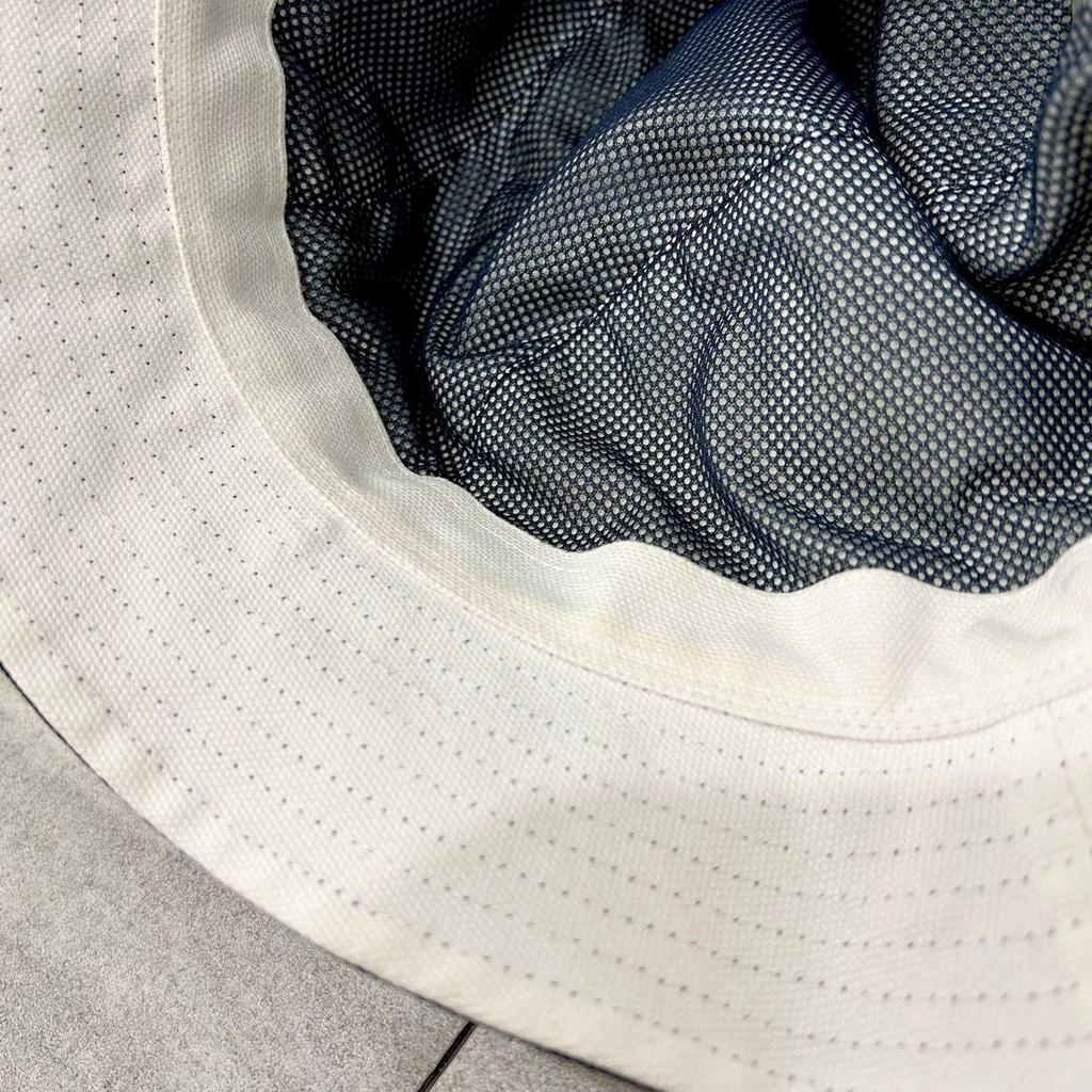 Used [CHANEL] Unused item Hat Dark Navy Chanel Sports