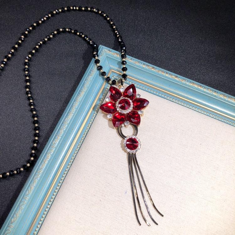 Retro Long Crystal Sweater Chain Women's Versatile Temperament Flower Pendant Necklace Fashion Ethnic Style Hanging Accessories
