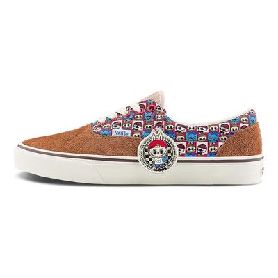 The Monsters x Era Labubu Unisex Sneakers Braun Blau Rot VN000EWZDFO