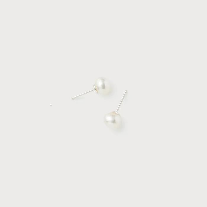 Oval Pearl Earrings, Small