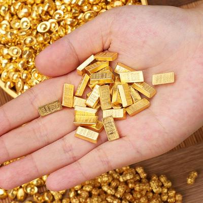 Creative Gold Brick Brass Ornament - Mini Gold Bar Wealth Ingot for Housewarming, Wedding Gift, or Home Decor
