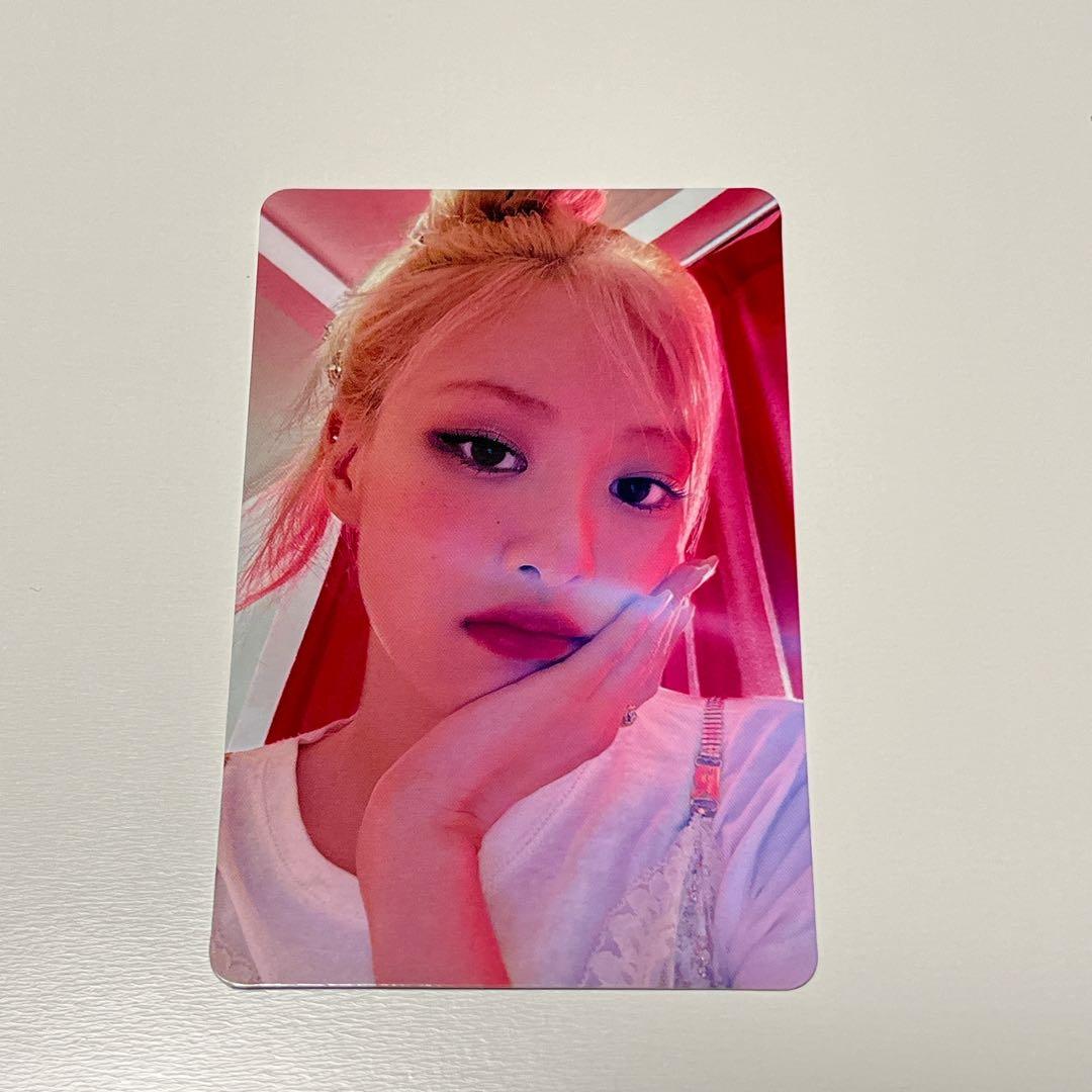 [USED] Official product: Rosé trading card (bornpink) - Movie theatergoer bonus item - ROSE