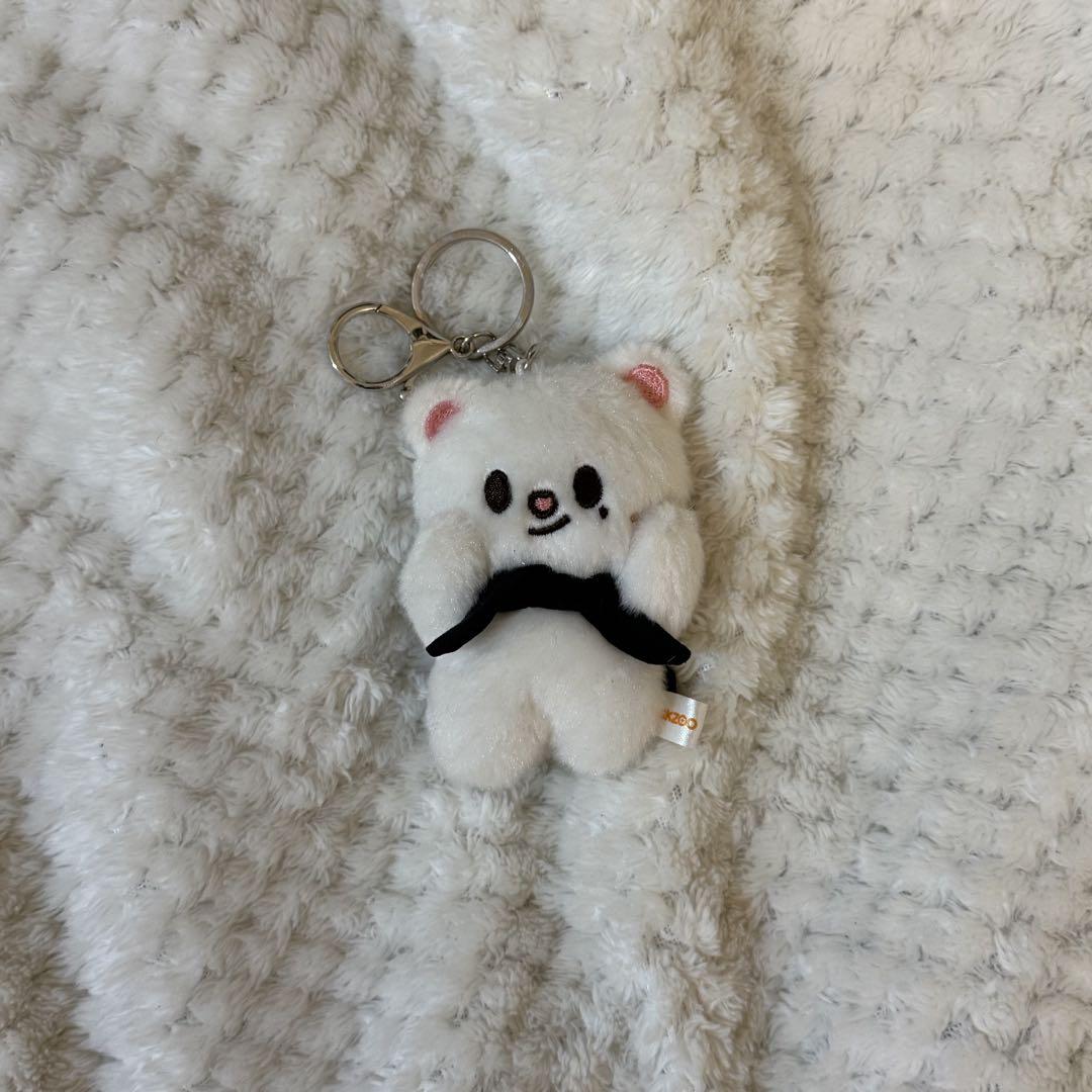 

[USED] Stray Kids Stray Kids Hyunjin Genieret Plush Toy