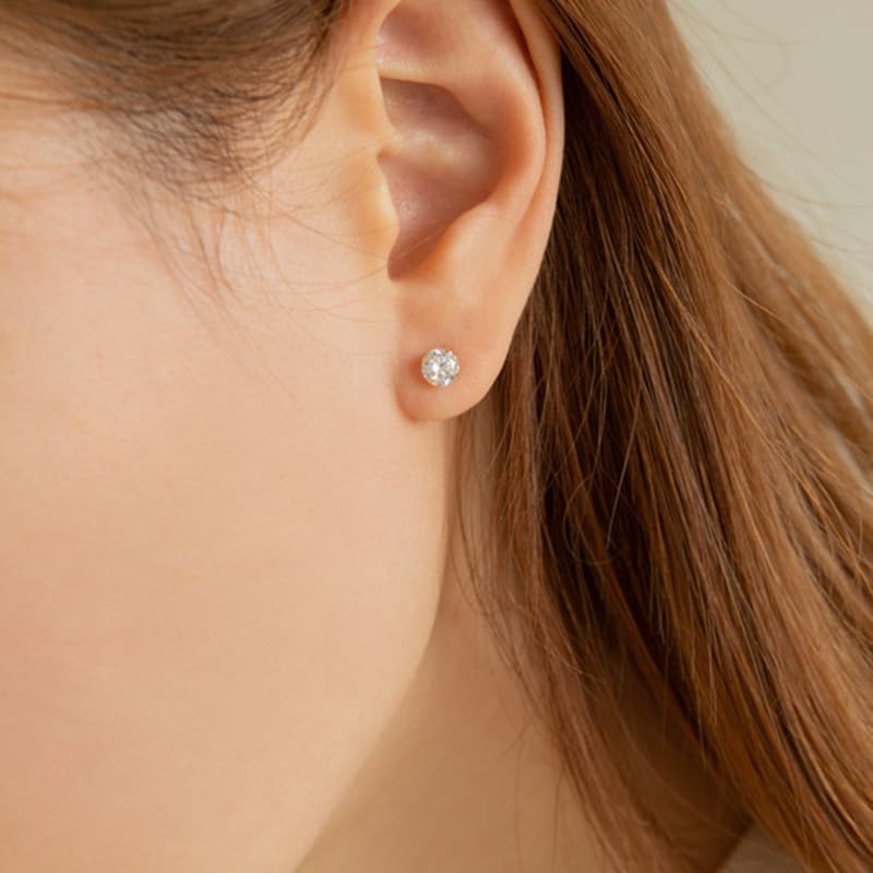 LUNNE 14k Simple Cubic Earrings (14k Gold) #ES01