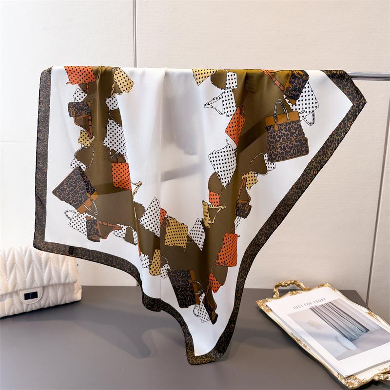 

Luxury Designer Silk 70cm Square Scarf Women Satin Print Shawl Neckerchief Smooth Scarves Bandana Hjiab Wrap Foulard 70x70cm