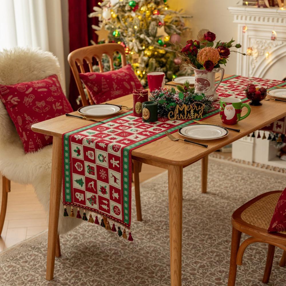 Christmas Snowman Jacquard Table Runner with Fringe Polyester Home Decor Tablecloth Bedspread