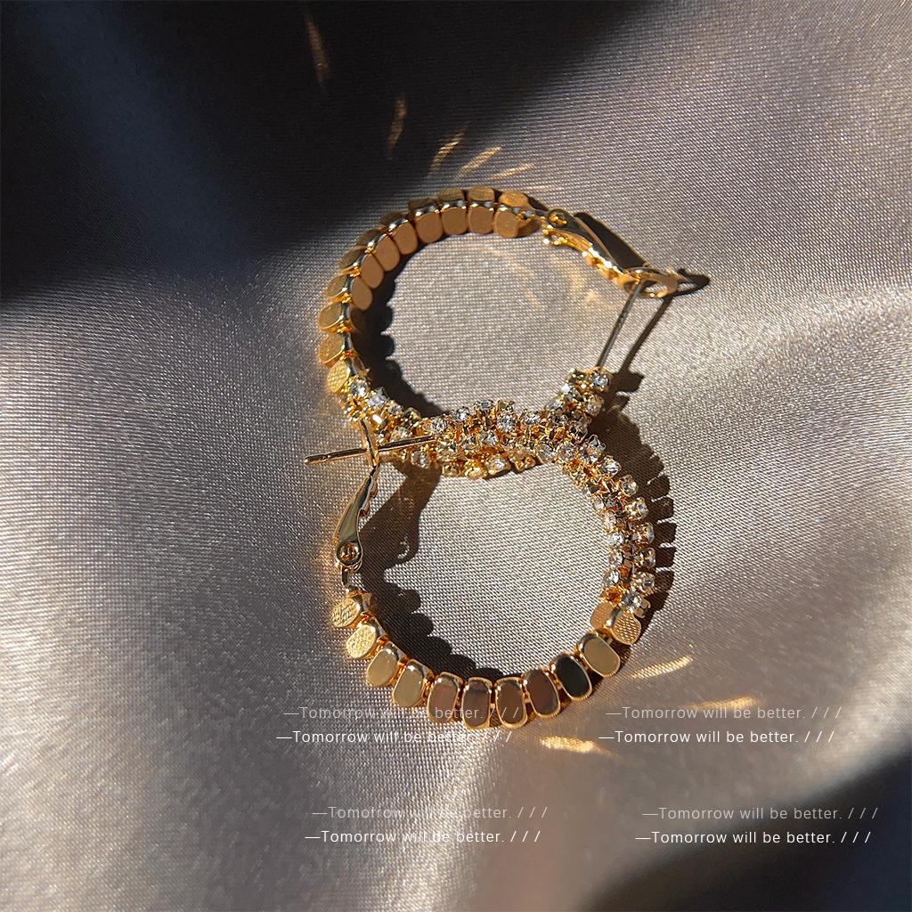 Luxury Silver Diamond Hoop Earrings for Women: Elegant, Face-Thinning Design