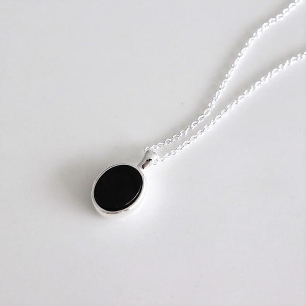 [Silver925] Neat Onyx Necklace (6975590)