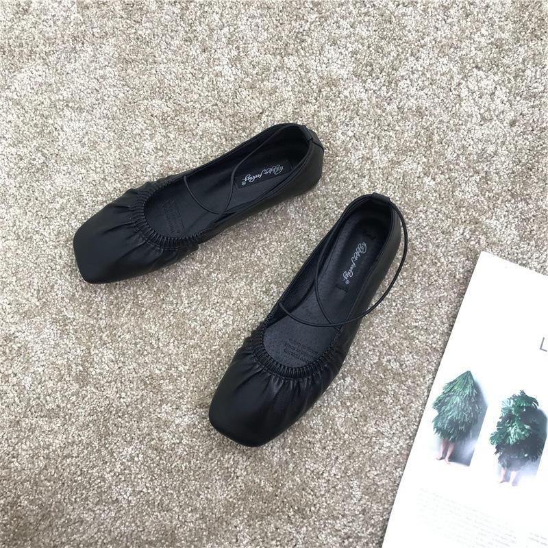 2025 spring and autumn new pleated square head retro flat-soled grandma shoes soft-soled single shoes fairy cross belt ba