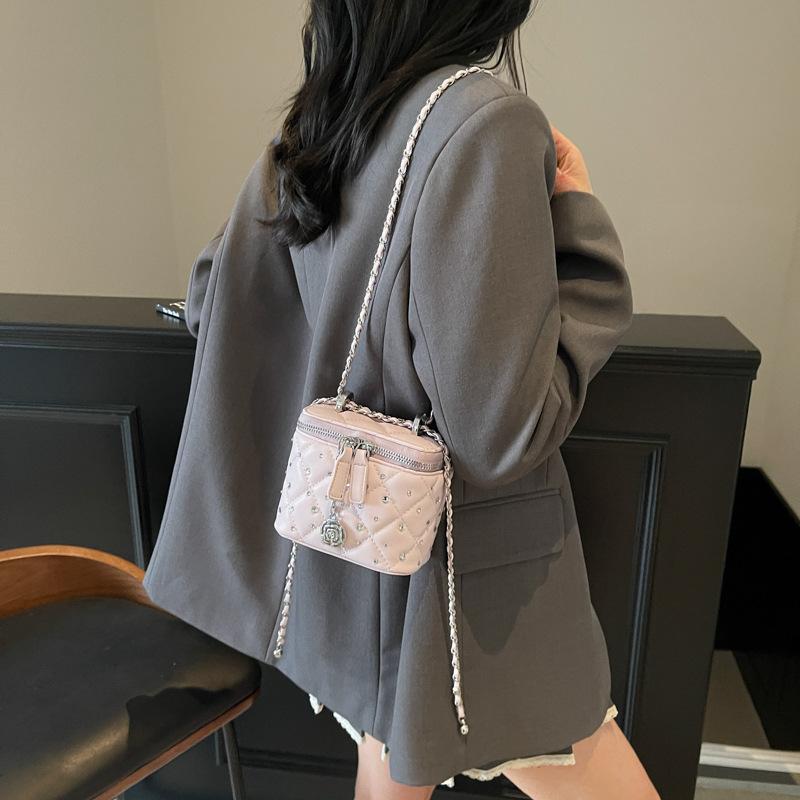 Exquisite Mini Small Bag Women's New Summer Versatile Chain Messenger Bag Popular Small Square Bag