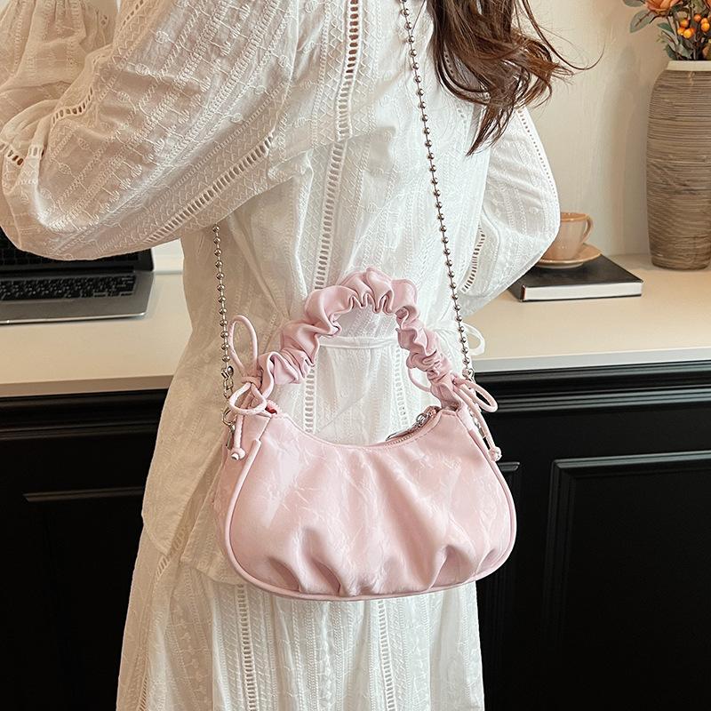 Korean Version of Niche Pleated Cloud Bag 2025 New Foreign Style Versatile Underarm Bag High-end Single Shoulder Messenger Women's Bag