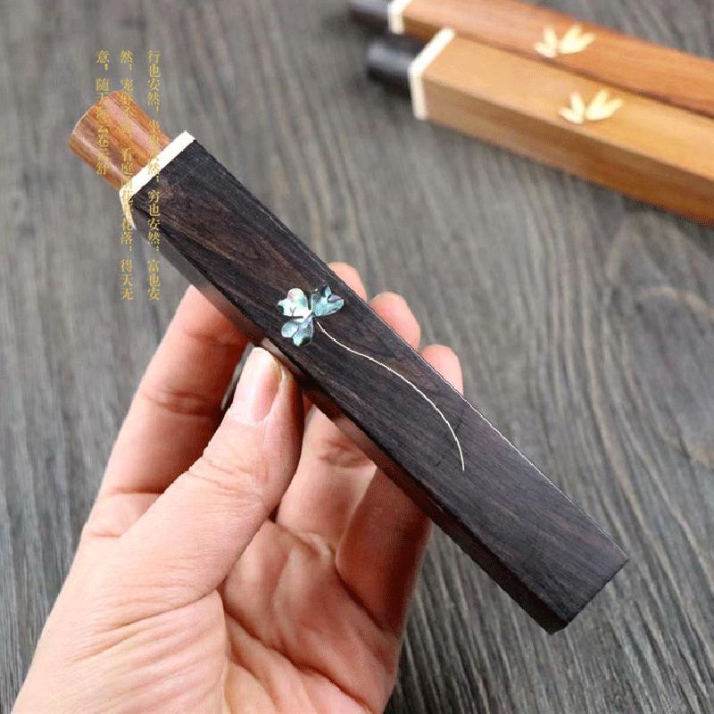 Černé santalové dřevo Úložný box na vonné tyčinky Přenosná tuba na vonné tyčinky Krátký oválný sud na vonné tyčinky Poklad v dlani Dřevěné hraní