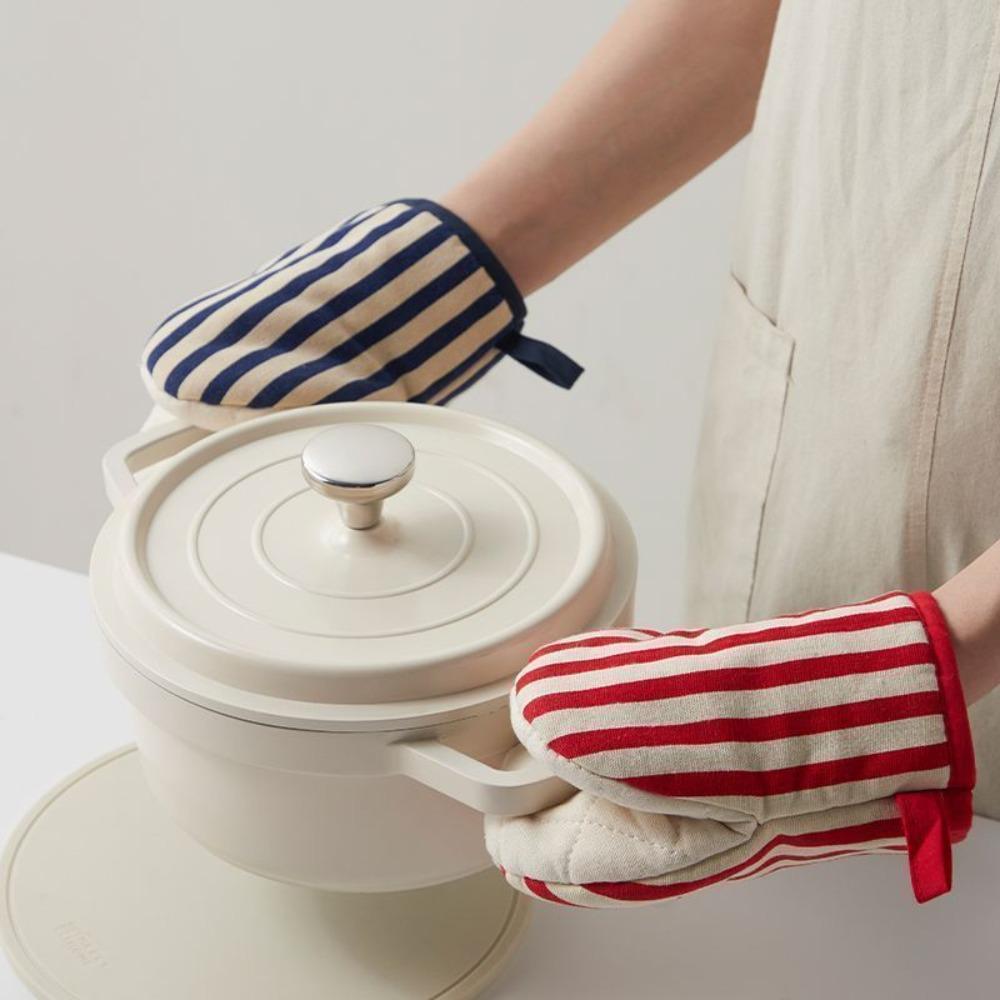 2pcs/set Anti-Scald Microwave Safe Gloves Polka Dot Kitchen Gloves Heat-Insulating Gloves Baking