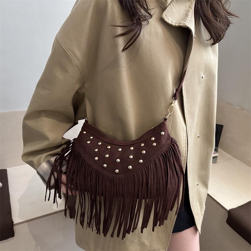 Suede Rivet Tassel Dumpling Bag - Autumn/Winter 2025 Boho One-Shoulder Crossbody