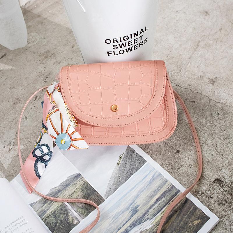 Women's Crocodile Pattern Shoulder Square Bag, Summer and Autumn New Product Personalized Silk Scarf Diagonal Span Change Bag