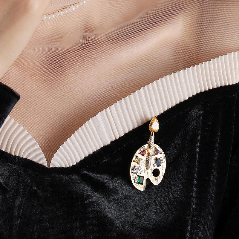 Bo Xin Yun Zirconia Color Palette Brooch - Creative Art Gift Pin & Clothing Accessory Corsage.