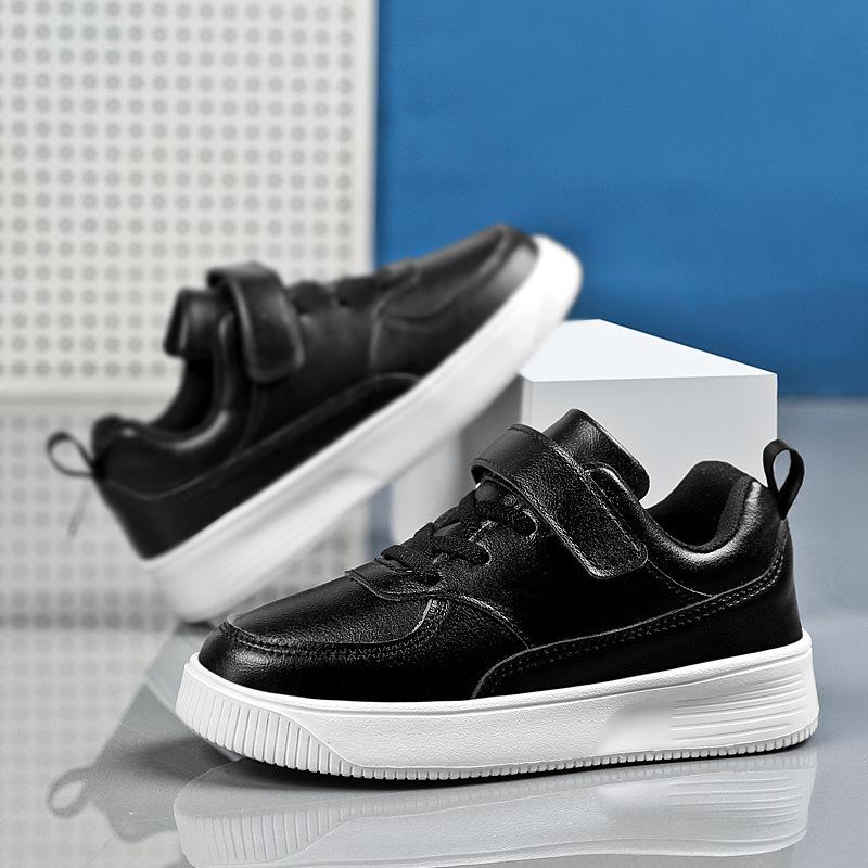 Children's Little White Shoes Foreign Trade Board Shoes 2025 Spring and Autumn Non-slip Small Black Shoes Student Leather Waterproof and Non-slip Spo