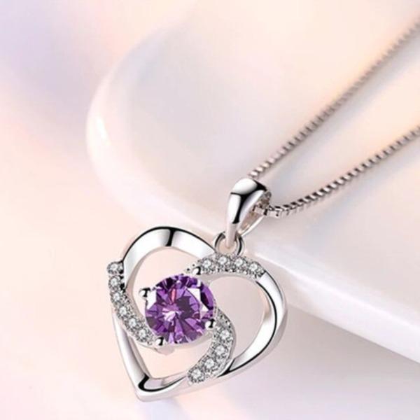 

Корейская версия нового позолоченного кулона в форме сердца для женщин с бриллиантовым ожерельем в форме сердца и цепочкой на ключицу, простые украшения из кристаллов