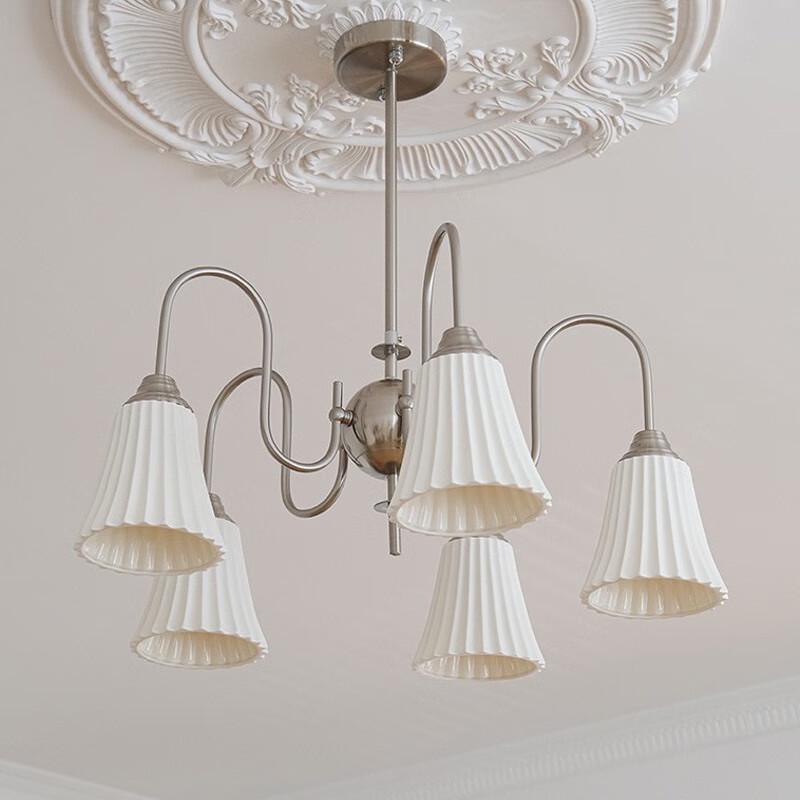 UOSU French Retro Ceramic 3-Head Living Room Chandelier