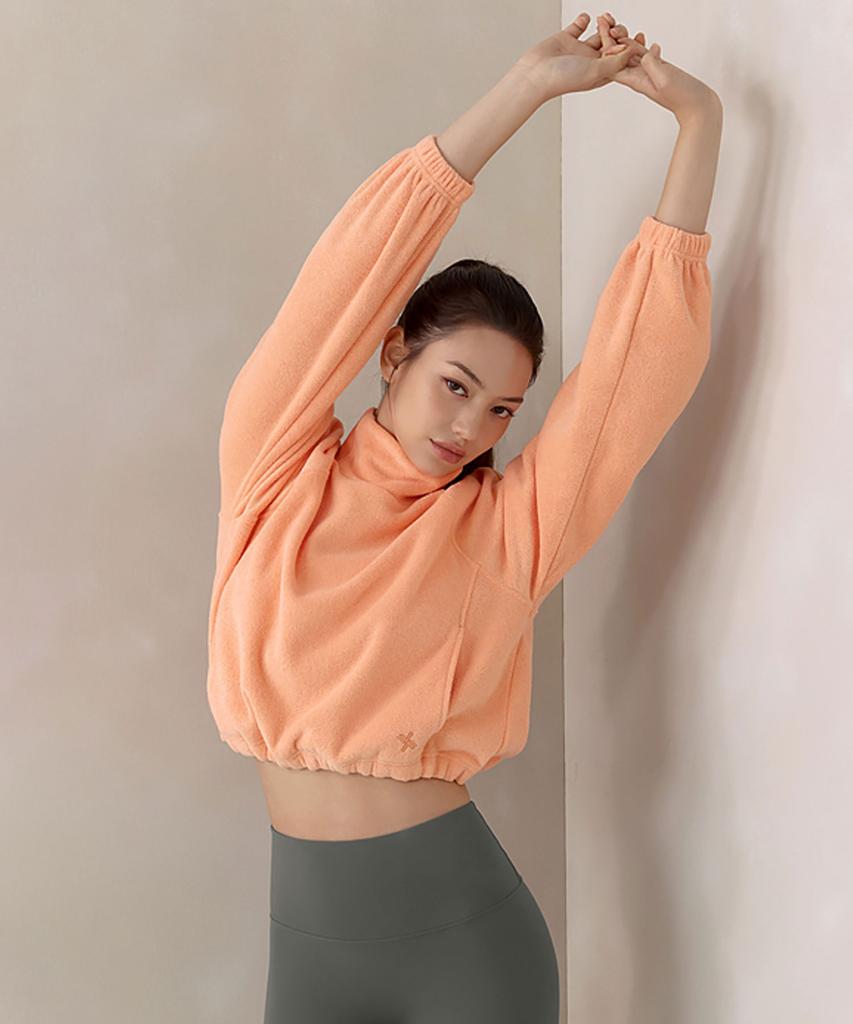 XEXYMIX Fluffy String High-Neck Sweatshirt Carrot Jam Xtfmt02J3