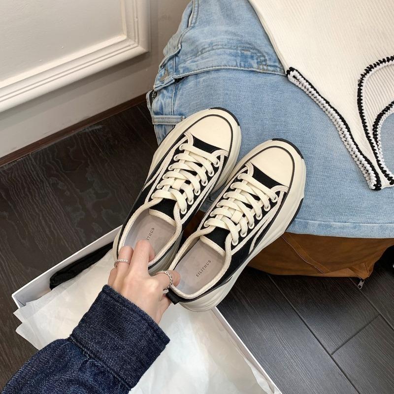 

Тканевые туфли на шнуровке на толстой подошве — универсальная и повседневная обувь для женщин, позволяющая увеличить рост. 35