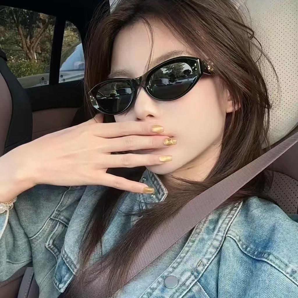 Vintage Style Men Sunglasses Cat Eye Shape Anti-Glare Women Sun Glasses Holiday Travelling Female Sunglass