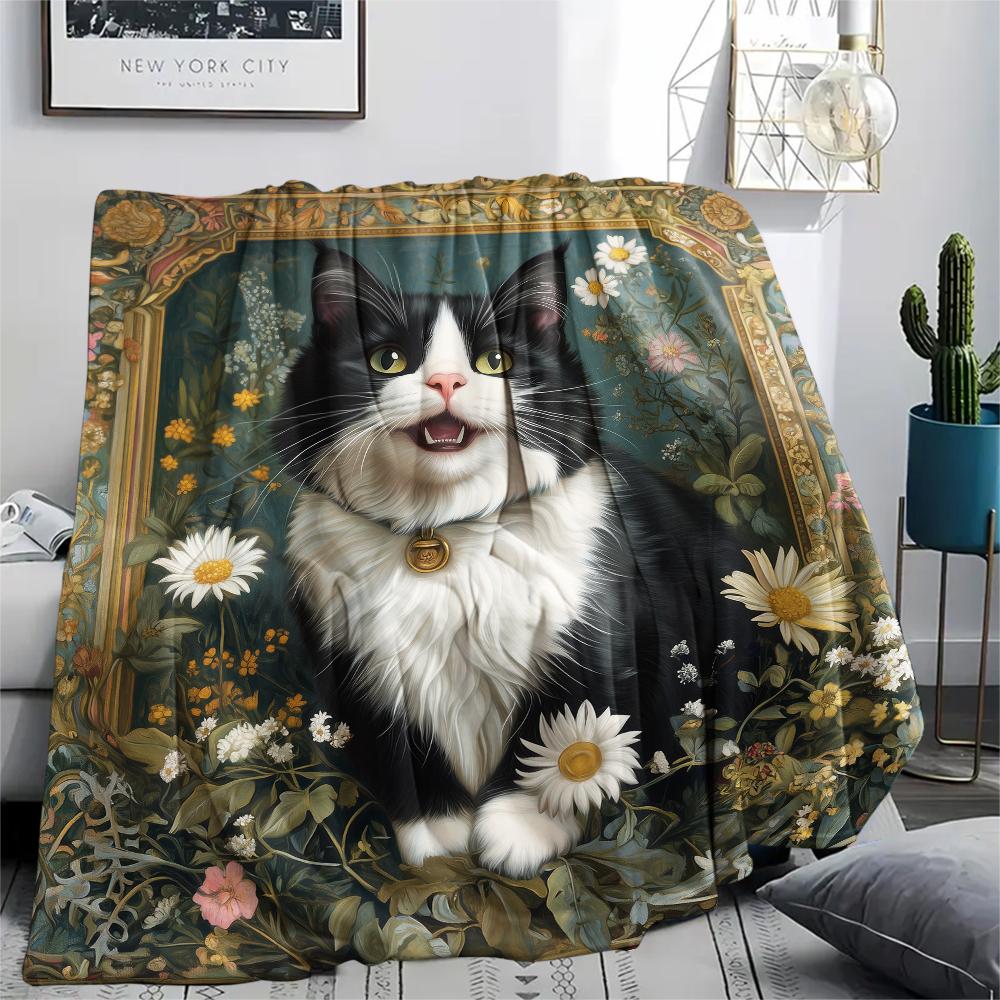 Beautiful Calico Cat,pattern Flannel Blanket, High quality Comfortable for All Seasons, Home Decor, Warmth and Comfort, Perfect for Gifts.