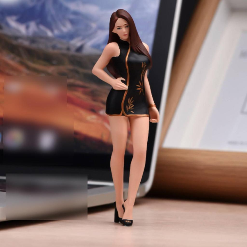 Miniature Woman Figurine 1/18 Scale Resin Cheongsam Style Female Ornament for Display