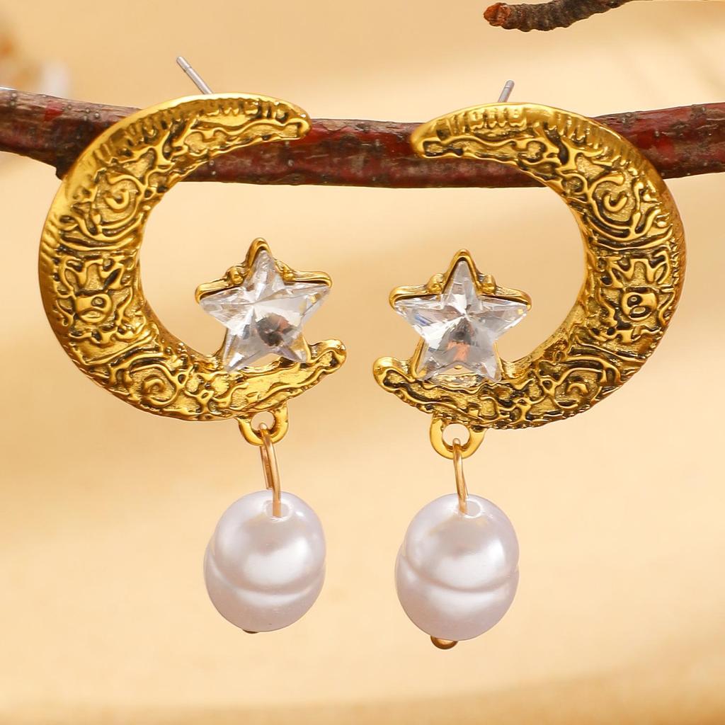 Retro Elegant Rhinestone Star Moon Pearl Earrings for Women