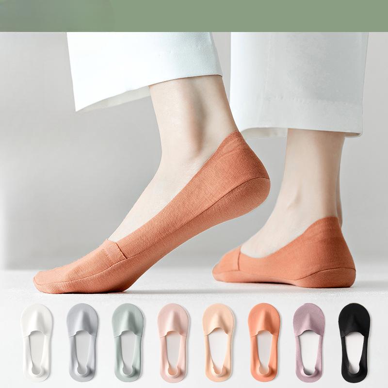 Female Spring and Summer Silicone Antibacterial Anti Slip Anti Pilling Invisible Socks
