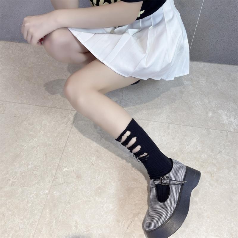 Women Gothic Ripped Holes Crew Socks Ribbed Knitted Harajuku Punk Hip Hop Skateboard Middle Tube Hosiery Streetwear