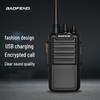 Stații și accesorii – Radio cu canale multiple