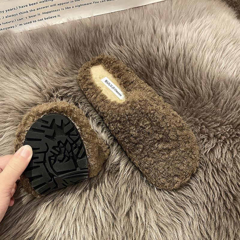 Internet celebrities popular girls casual bag head cotton shoes autumn and winter wear lazy slippers foreign style versatile flat bottom fluffy s